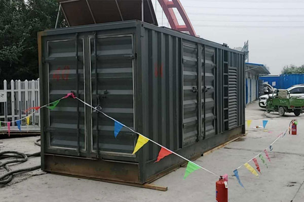 应城发电机租赁空气滤清器多久更换一次？
